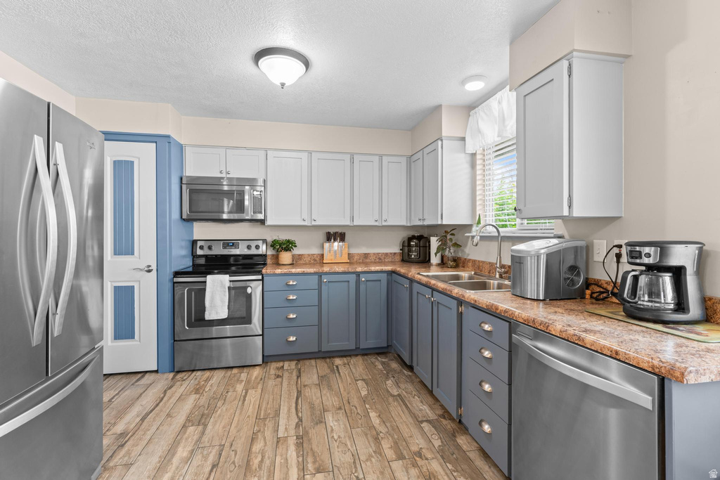 10320 S 2700 W South Jordan, UT 84095