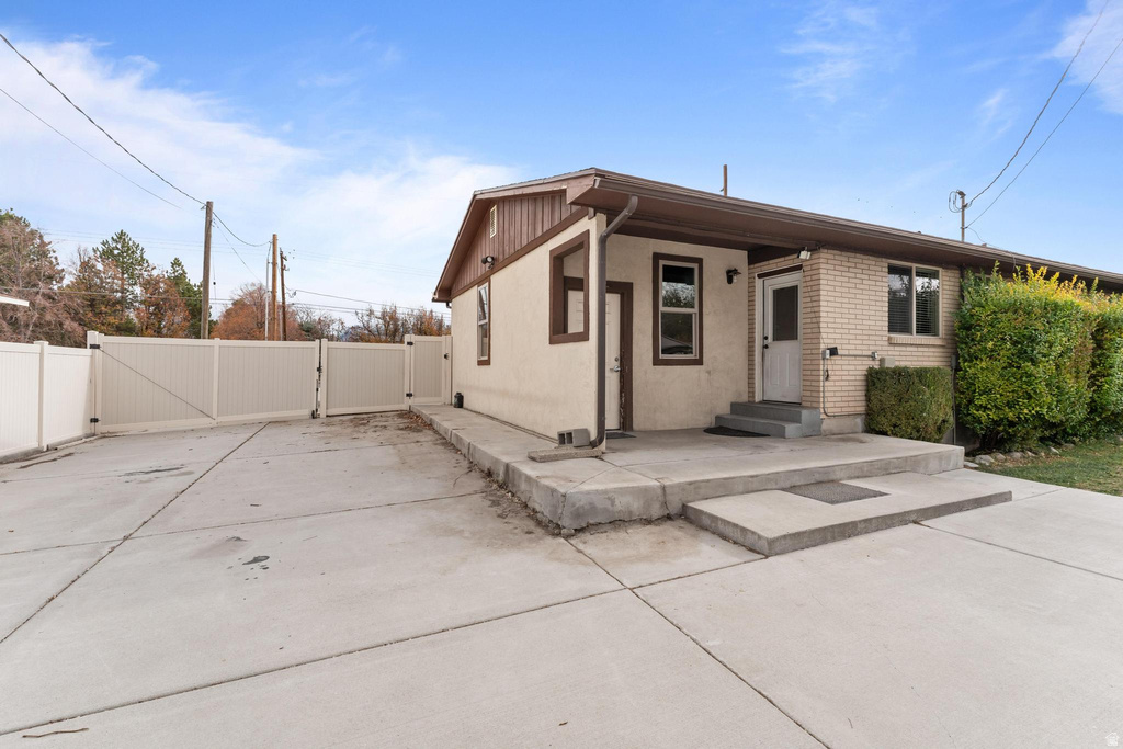 10320 S 2700 W South Jordan, UT 84095
