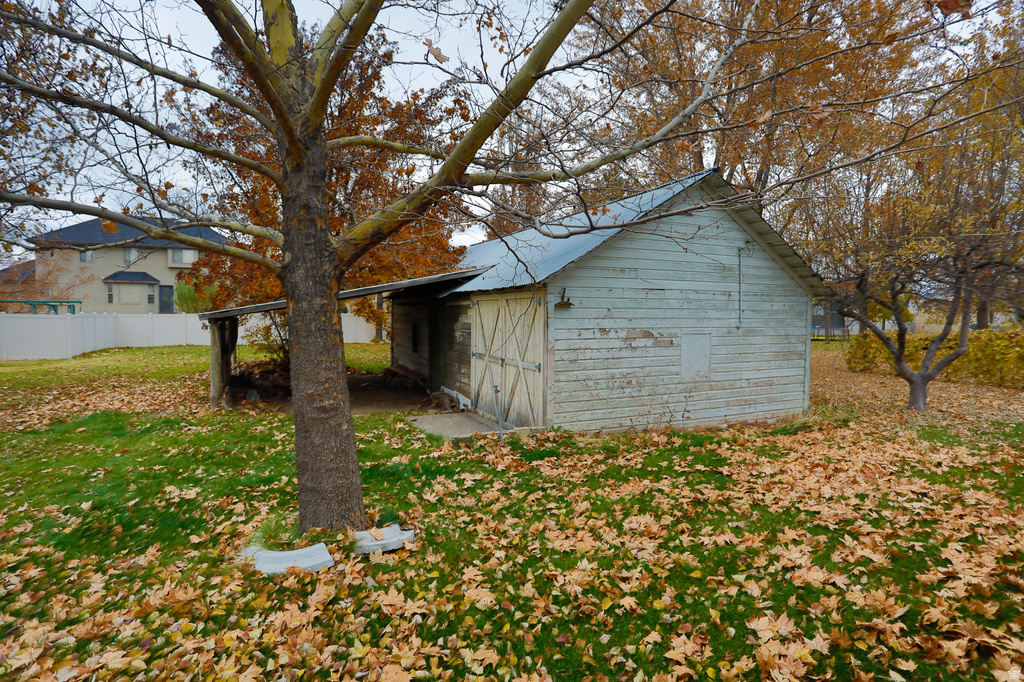 2306 S 2000 W Syracuse, UT 84075