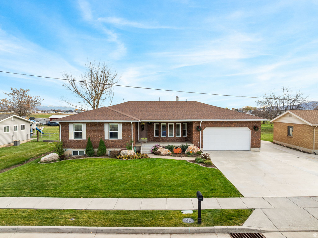 2885 W 700 S Syracuse, UT 84075