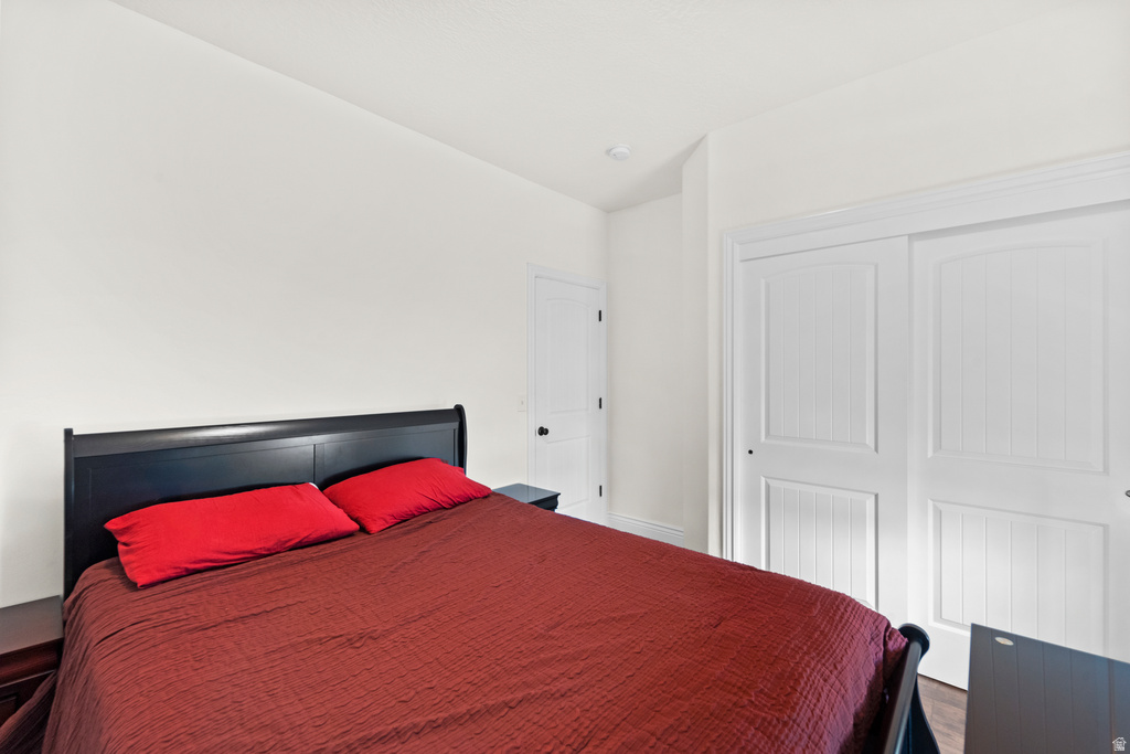 1016 N SKIPTON DR North Salt Lake, UT 84054