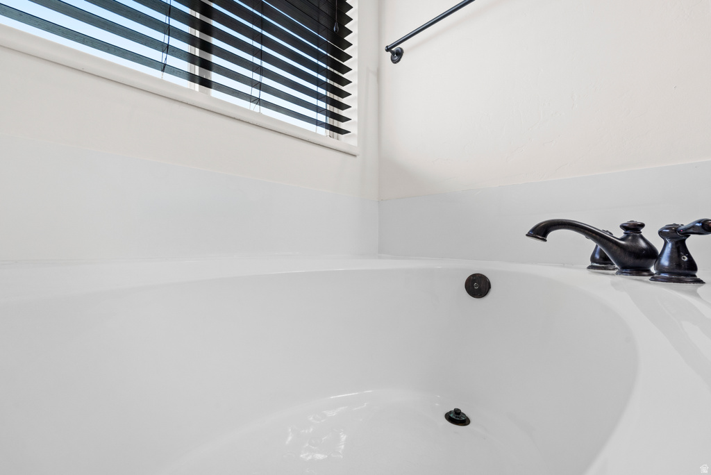 1016 N SKIPTON DR North Salt Lake, UT 84054