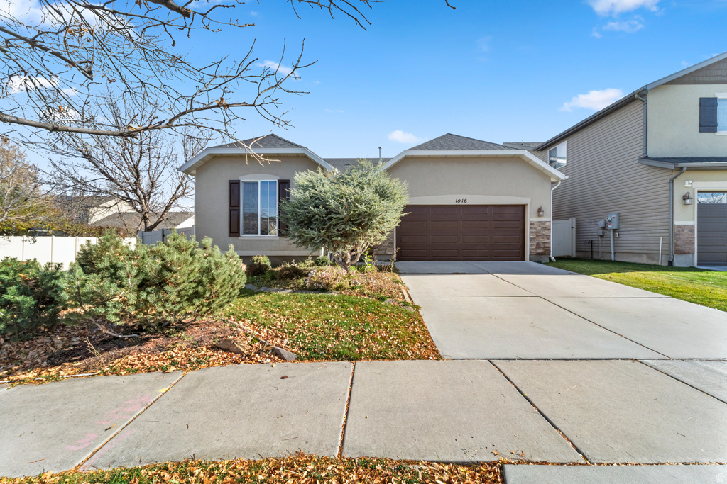 1016 N SKIPTON DR North Salt Lake, UT 84054