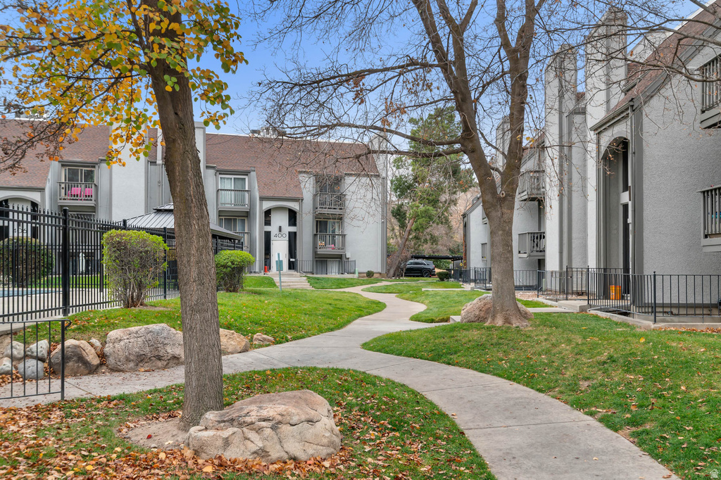 416 E CREEKSIDE CIR #C Murray, UT 84107