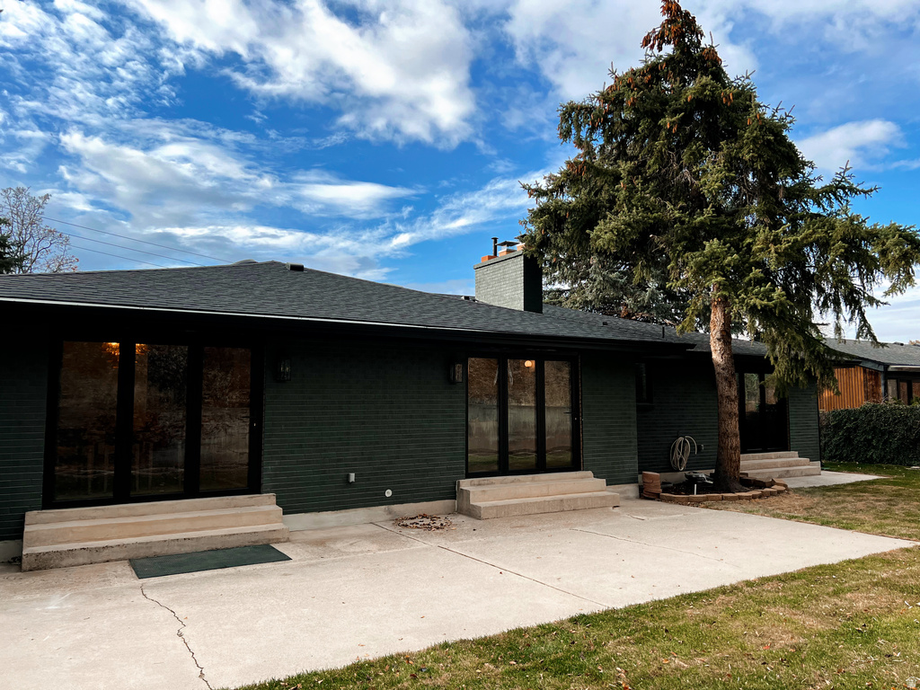 7565 S 3500 E Cottonwood Heights, UT 84121