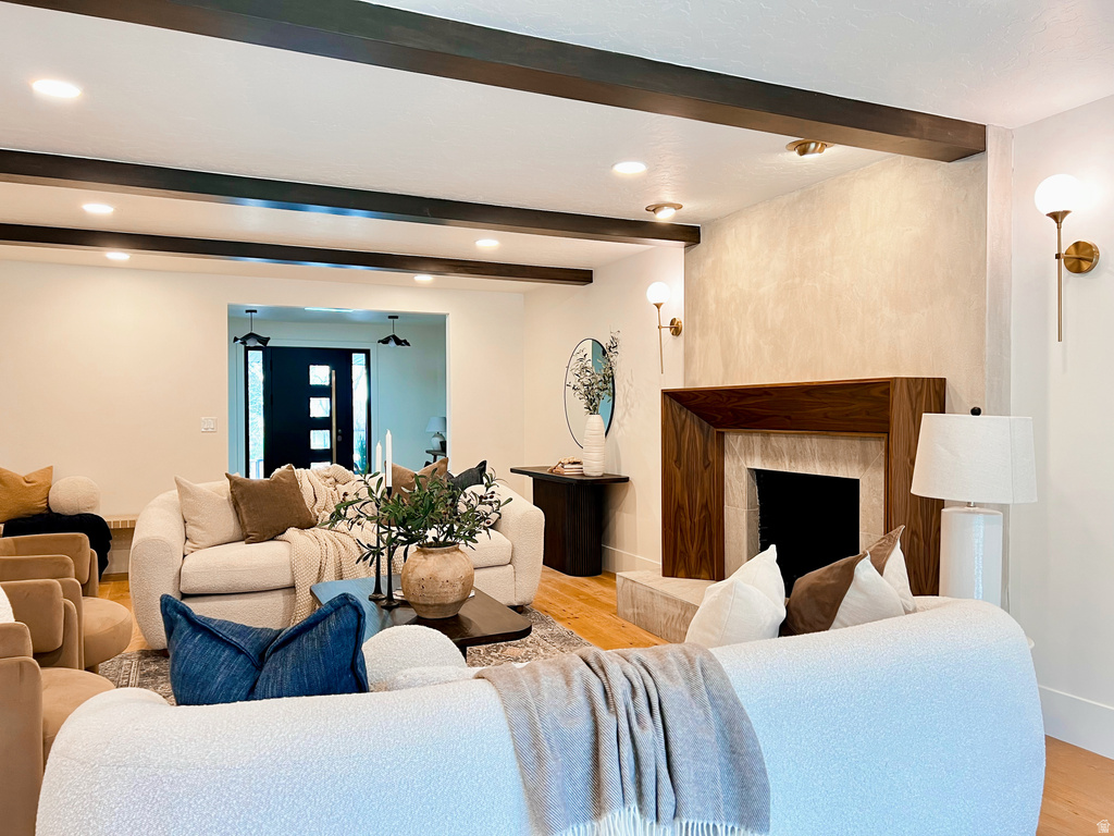 7565 S 3500 E Cottonwood Heights, UT 84121