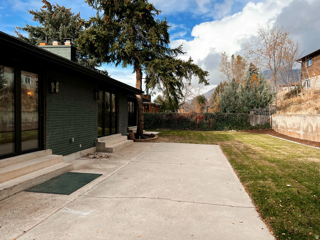 7565 S 3500 E Cottonwood Heights, UT 84121