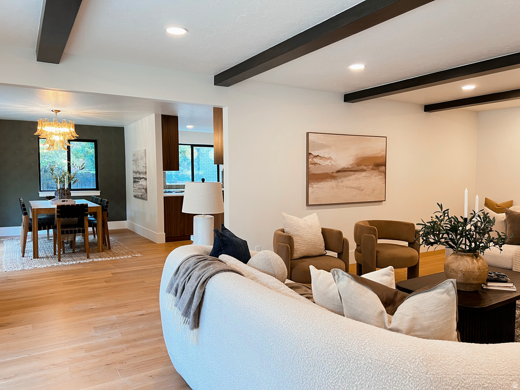 7565 S 3500 E Cottonwood Heights, UT 84121