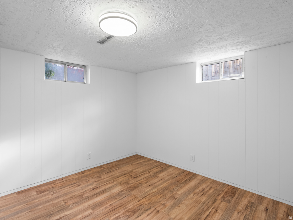 1036 N ANGEL ST Layton, UT 84041