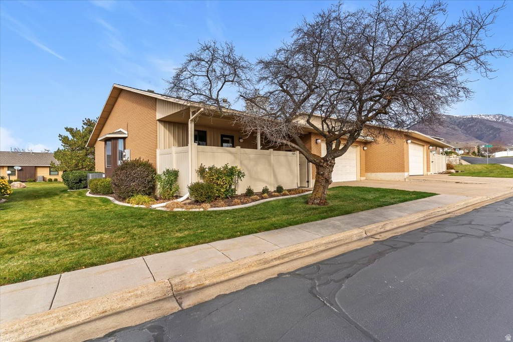 1046 E 5675 S South Ogden, UT 84405