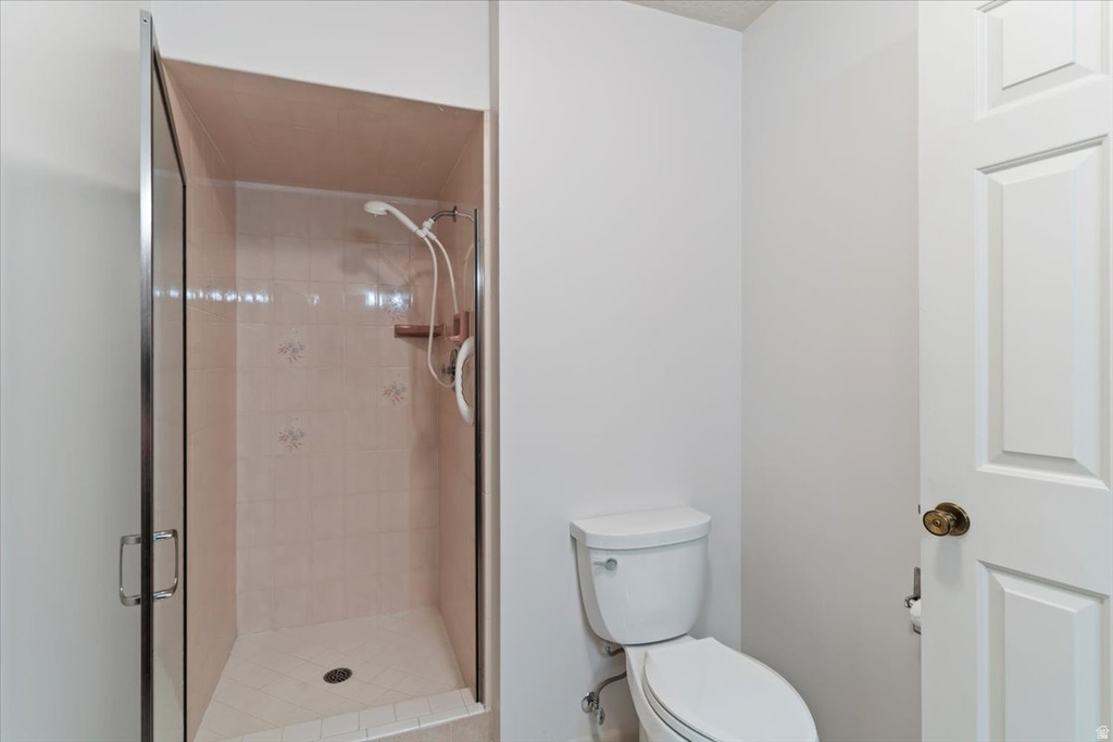 1046 E 5675 S South Ogden, UT 84405