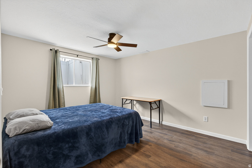 386 E PIONEER AVE Sandy, UT 84070