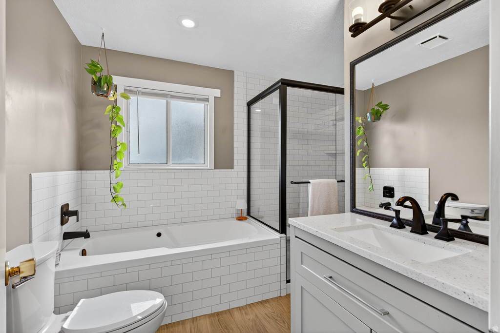 386 E PIONEER AVE Sandy, UT 84070