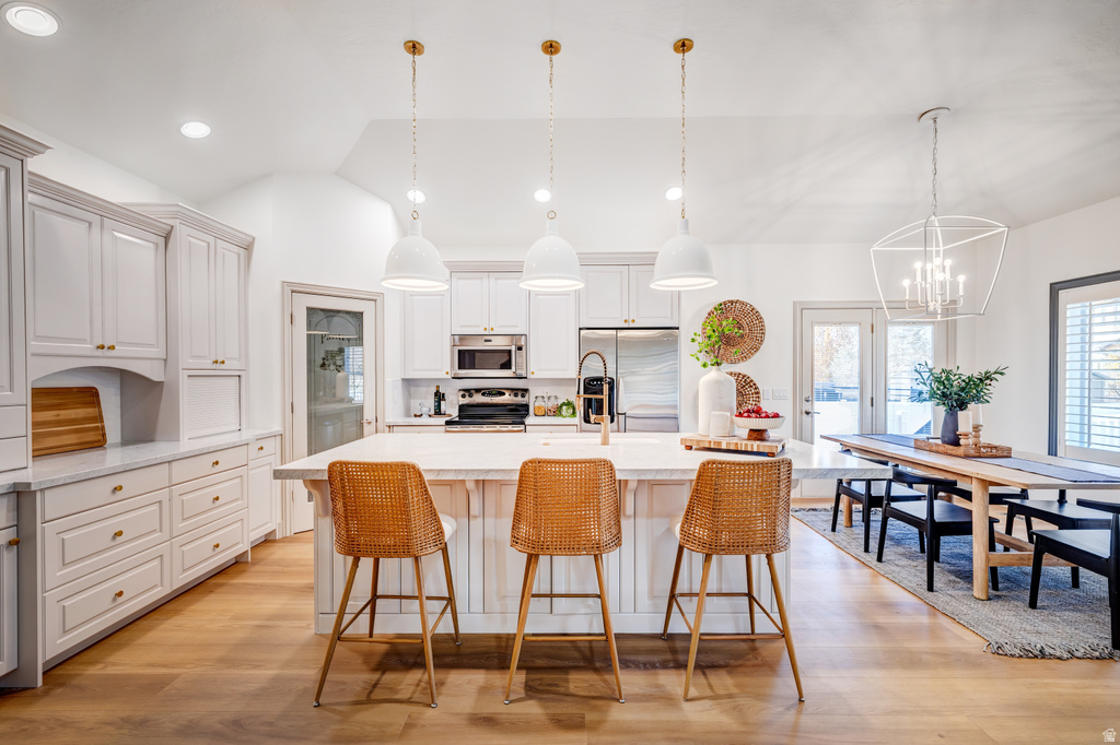 479 E FOX FARM PL Draper, UT 84020