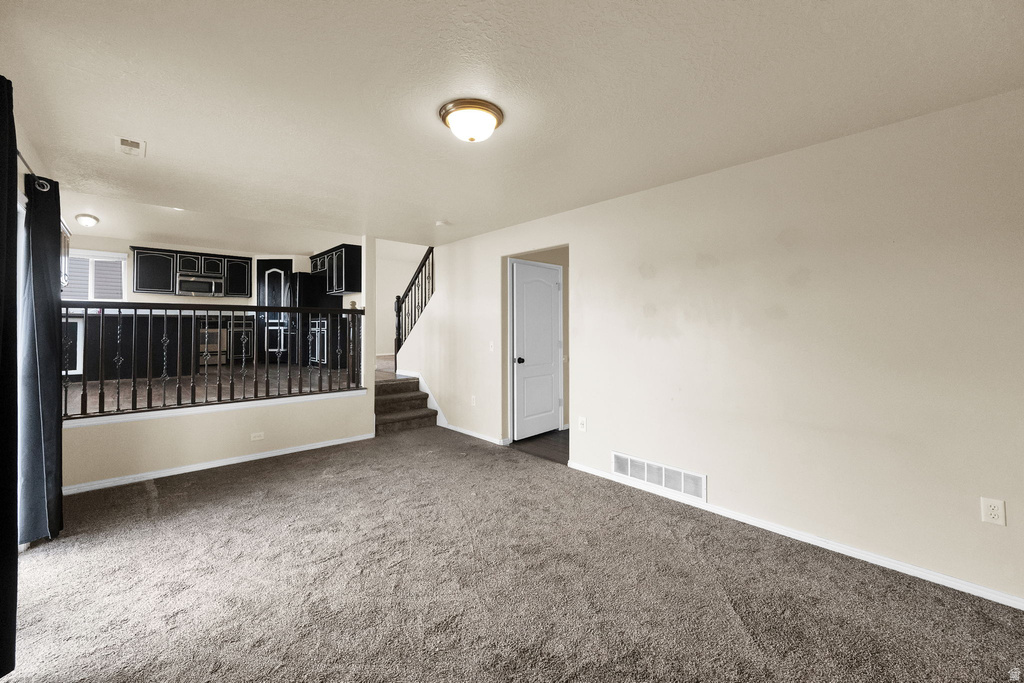 6721 S ADVENTURE WAY West Jordan, UT 84081