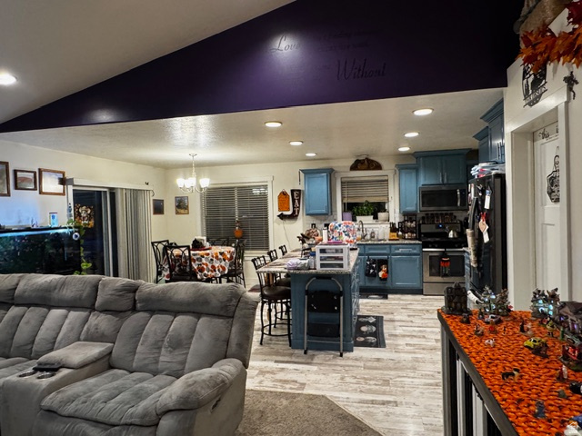 729 E 480 N Hyde Park, UT 84318