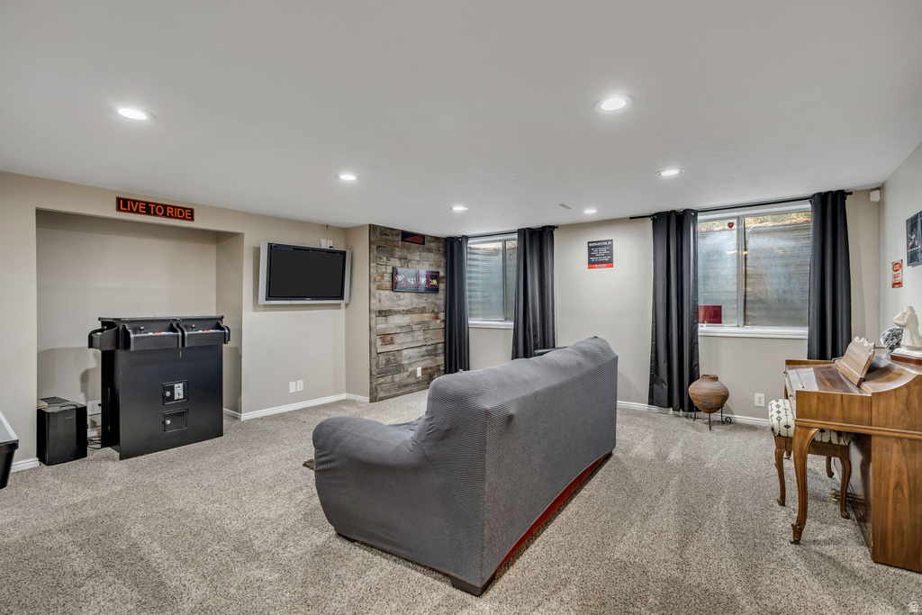 5 QUIETWOOD LN Sandy, UT 84092