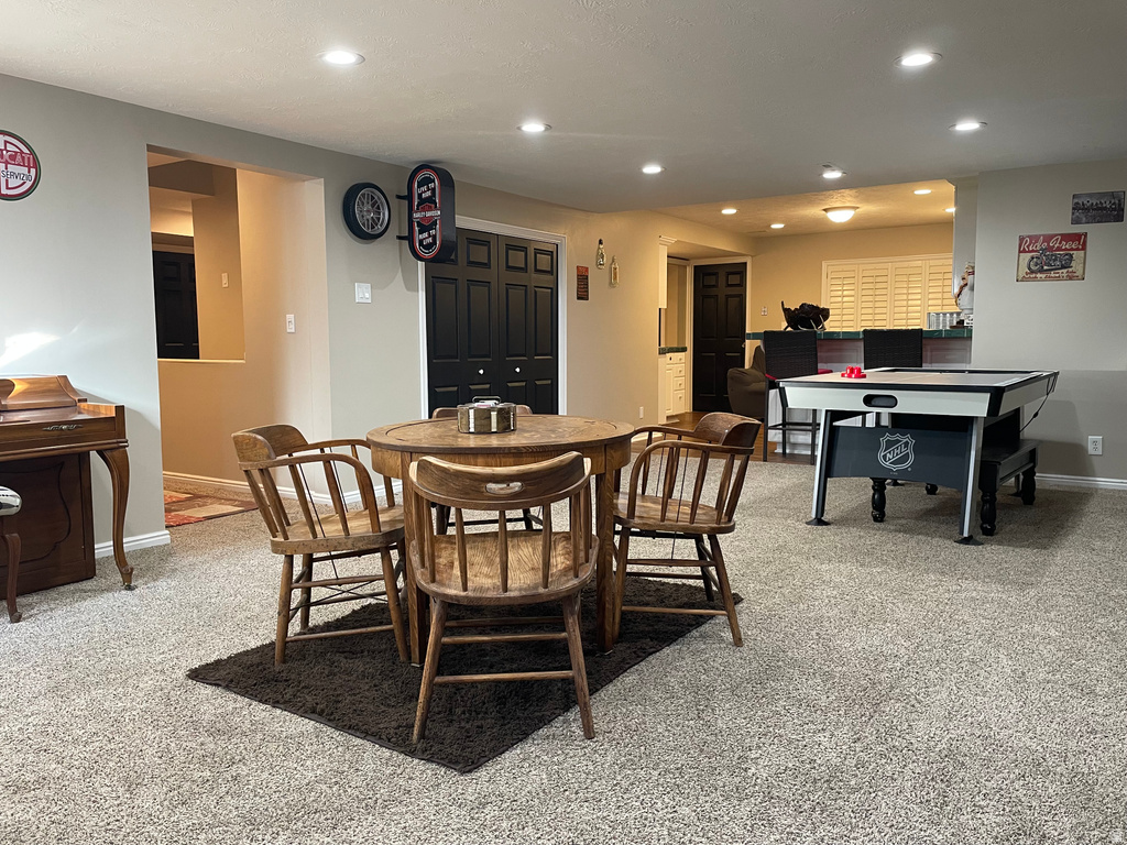 5 QUIETWOOD LN Sandy, UT 84092