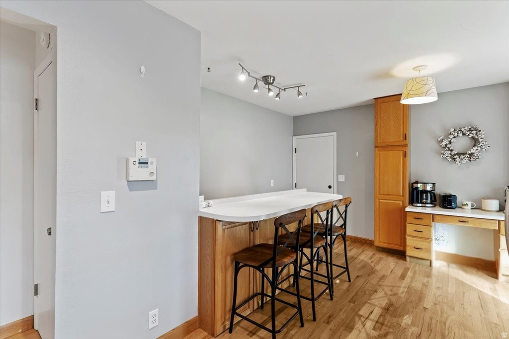 284 N 100 E North Salt Lake, UT 84054