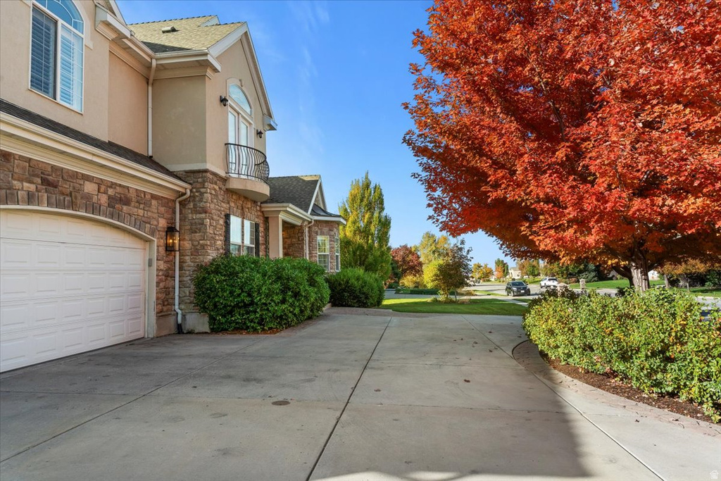 1228 E BELLA VISTA DR Fruit Heights, UT 84037