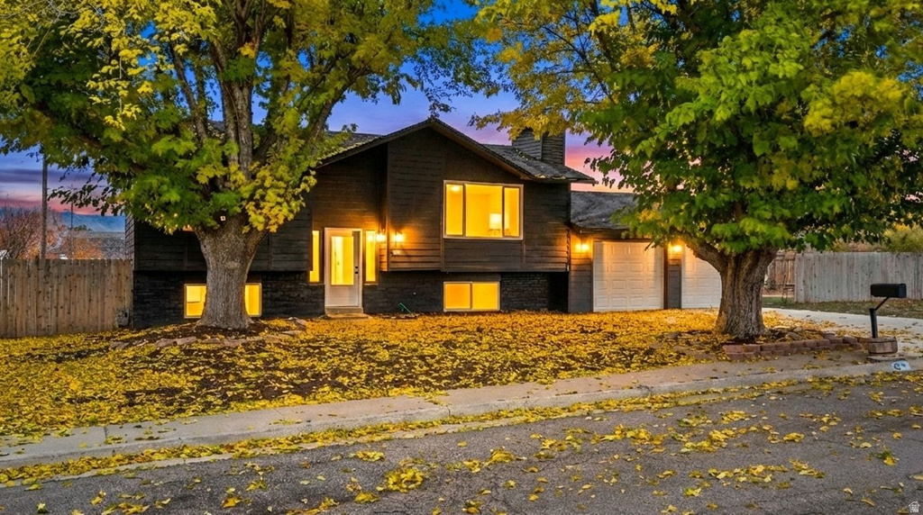 42 N BLAINE AVE Grantsville, UT 84029