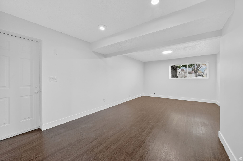 42 N BLAINE AVE Grantsville, UT 84029