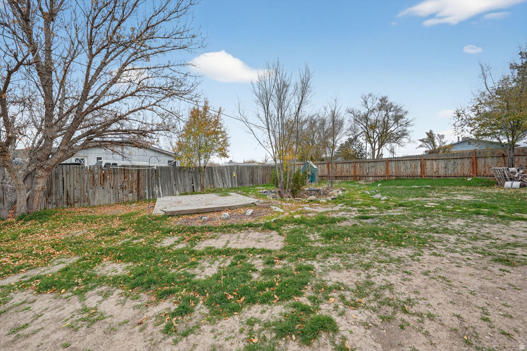 42 N BLAINE AVE Grantsville, UT 84029