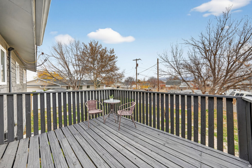 42 N BLAINE AVE Grantsville, UT 84029