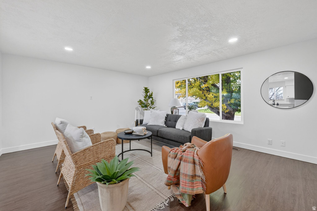 42 N BLAINE AVE Grantsville, UT 84029