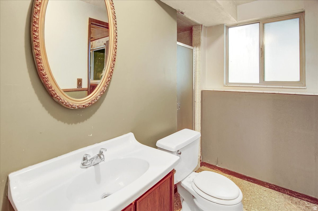 480 W 5050 S Washington Terrace, UT 84405