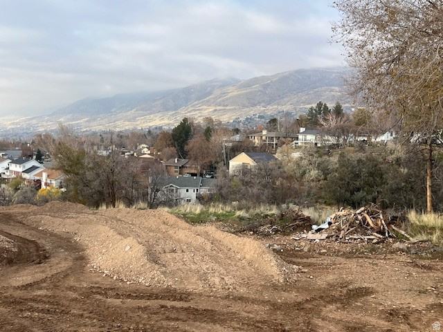 795 E ABBY LN Bountiful, UT 84010