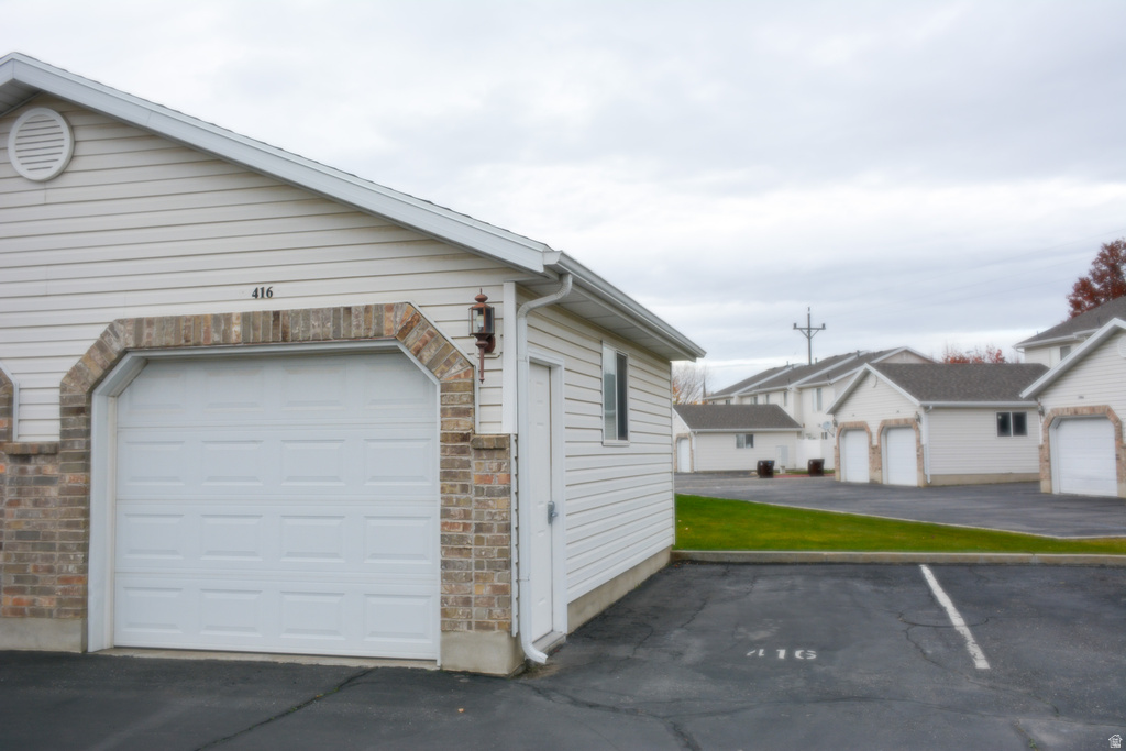 416 W 1925 N Harrisville, UT 84404