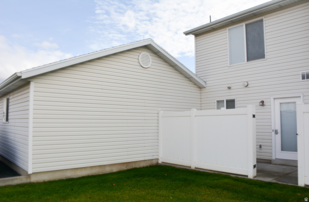 416 W 1925 N Harrisville, UT 84404