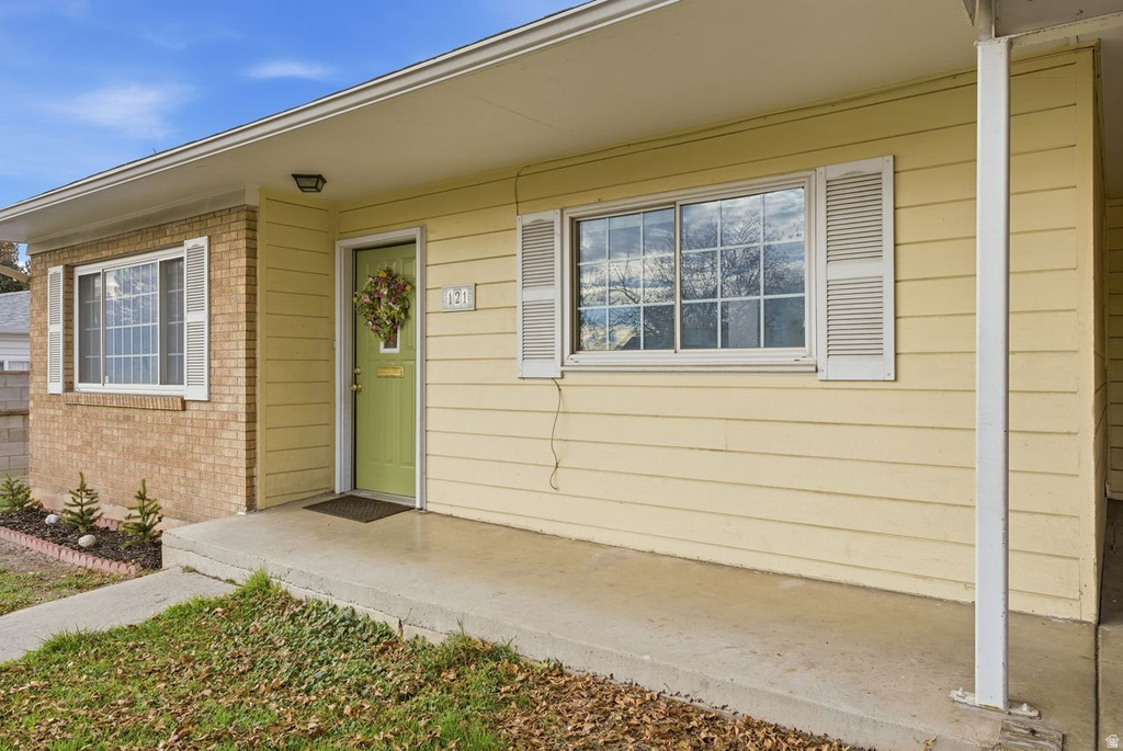 121 E 700 S Pleasant Grove, UT 84062