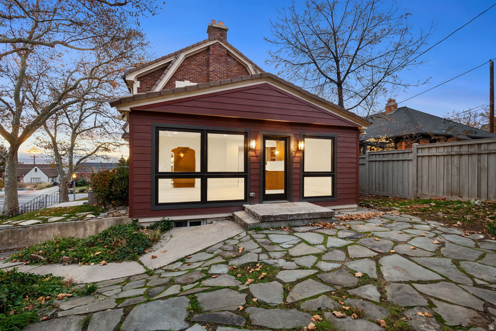 1305 E LAIRD AVE Salt Lake City, UT 84105