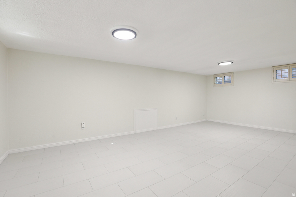 1305 E LAIRD AVE Salt Lake City, UT 84105