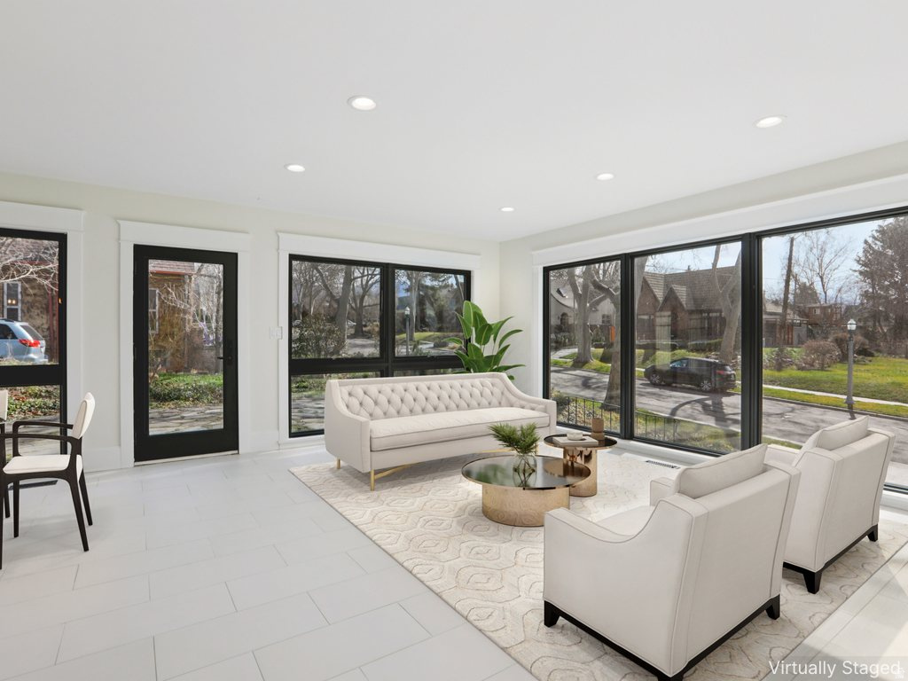 1305 E LAIRD AVE Salt Lake City, UT 84105