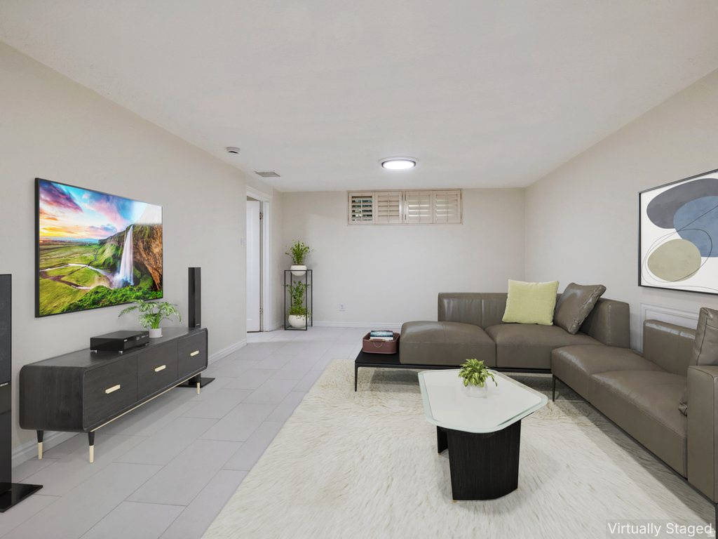 1305 E LAIRD AVE Salt Lake City, UT 84105