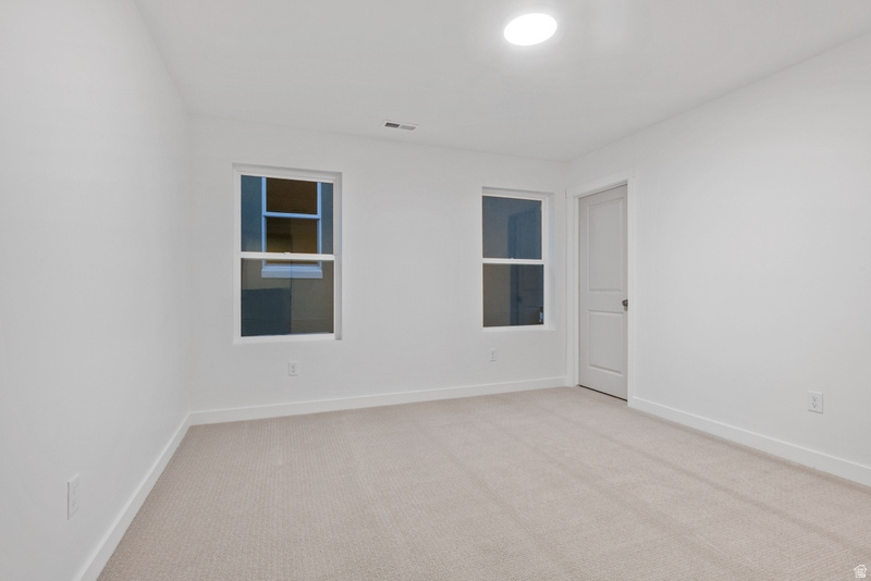 11367 S OFFSHORE WAY #382 South Jordan, UT 84009