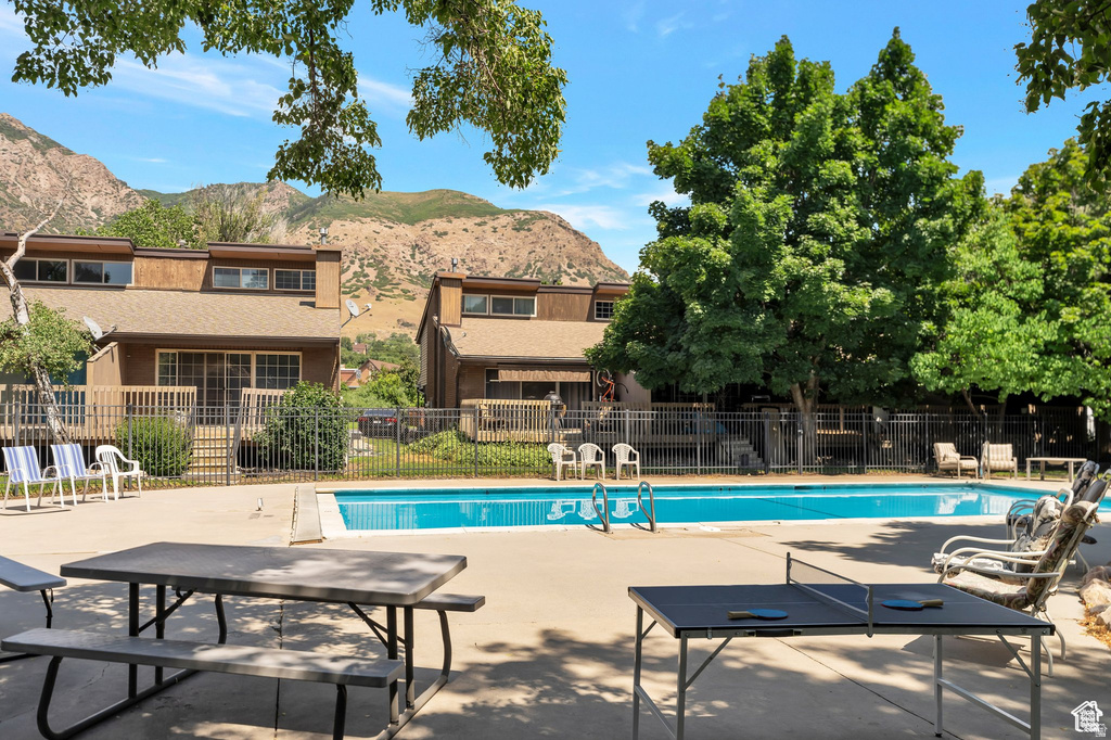 1372 E MILLCREEK DR #8 Ogden, UT 84404