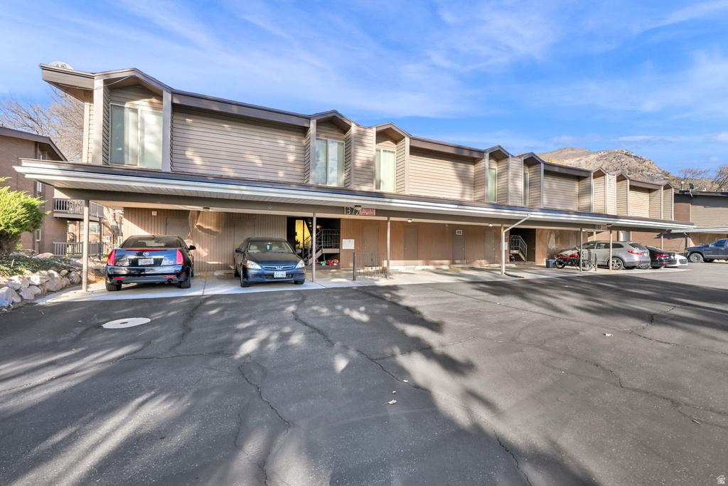 1372 E MILLCREEK DR #8 Ogden, UT 84404