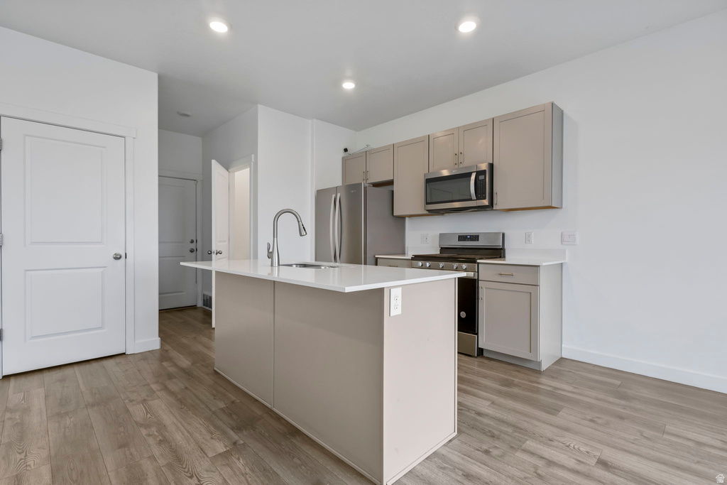 1308 S RAINTREE LN Santaquin, UT 84655