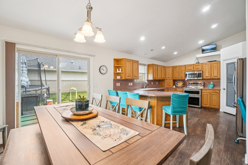 927 W 1730 N Clinton, UT 84015