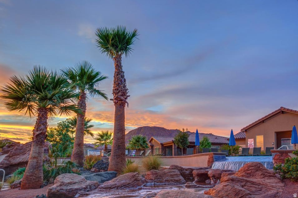 3800 PARADISE VILLAGE DR #51 Santa Clara, UT 84765