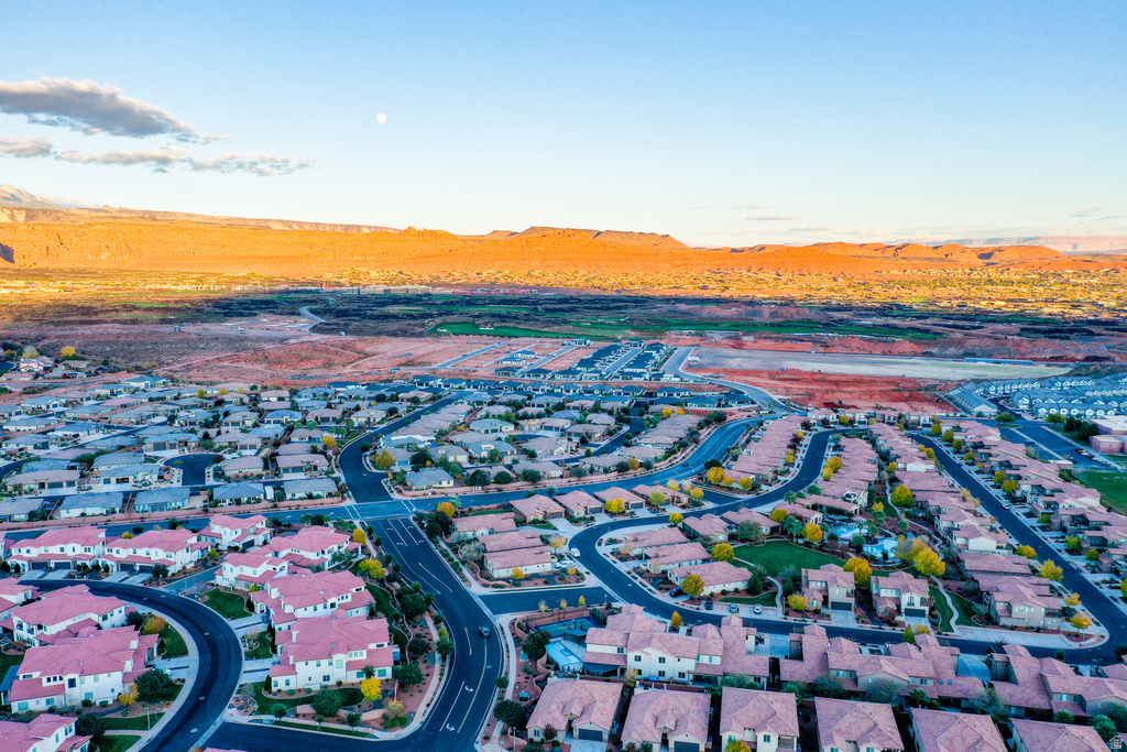 3800 PARADISE VILLAGE DR #51 Santa Clara, UT 84765