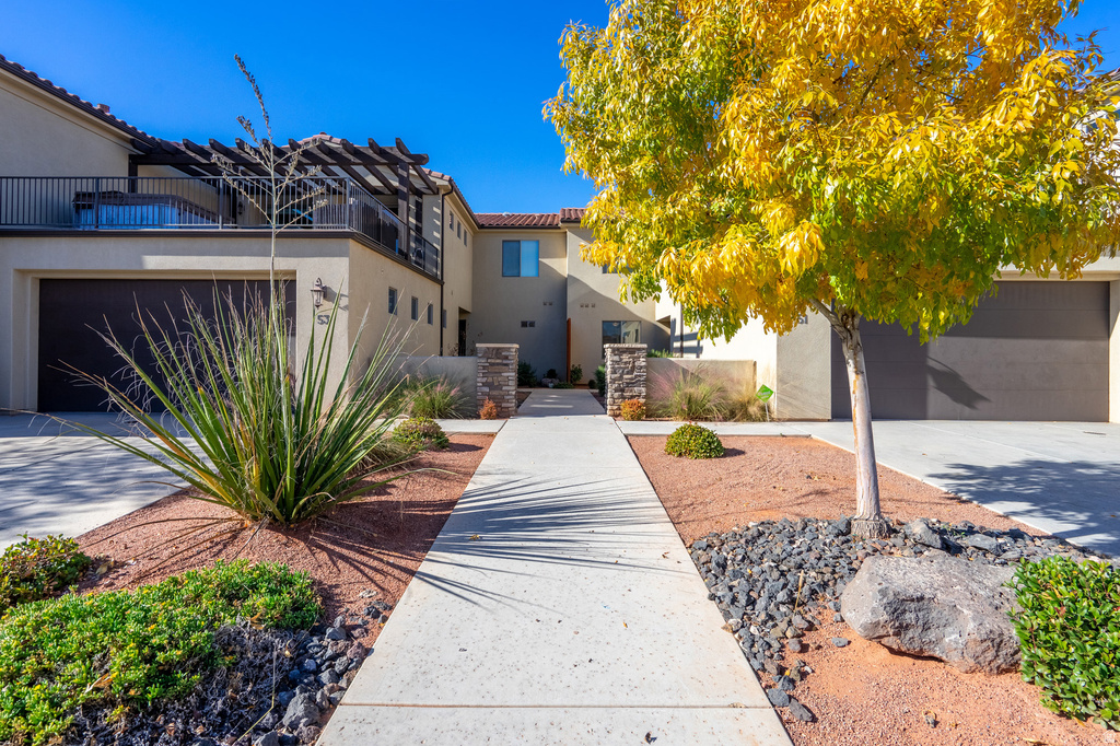 3800 PARADISE VILLAGE DR #51 Santa Clara, UT 84765