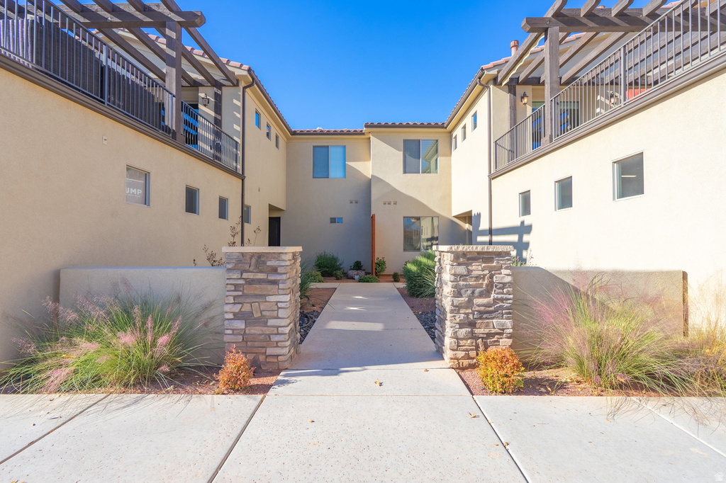 3800 PARADISE VILLAGE DR #51 Santa Clara, UT 84765