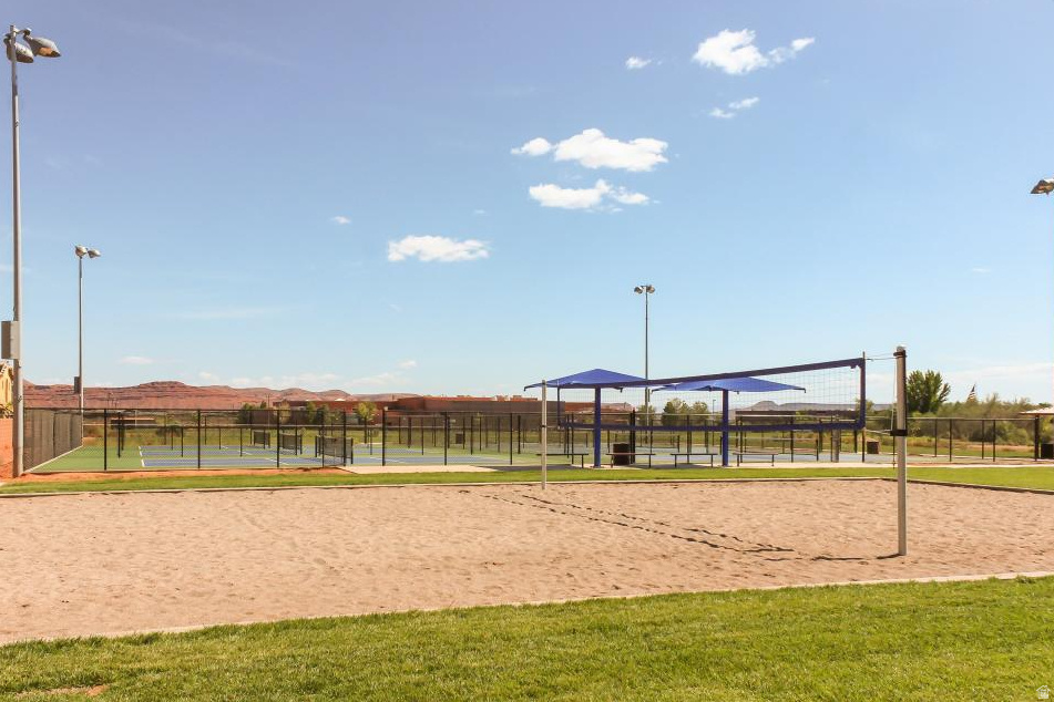 3800 PARADISE VILLAGE DR #51 Santa Clara, UT 84765