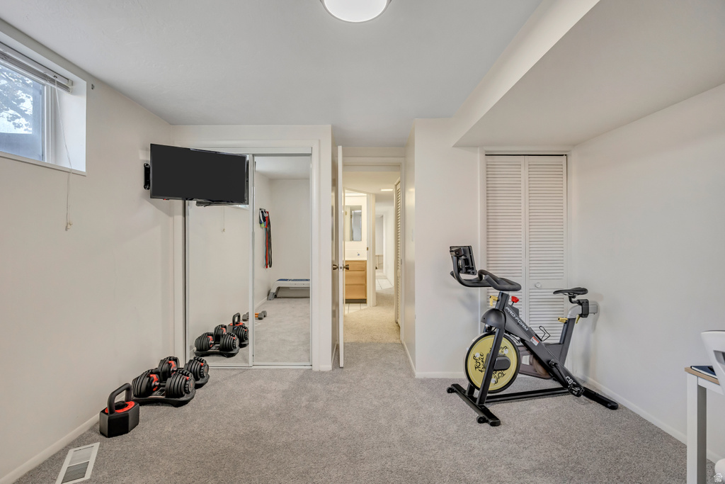 8331 S MONROE ST Midvale, UT 84047