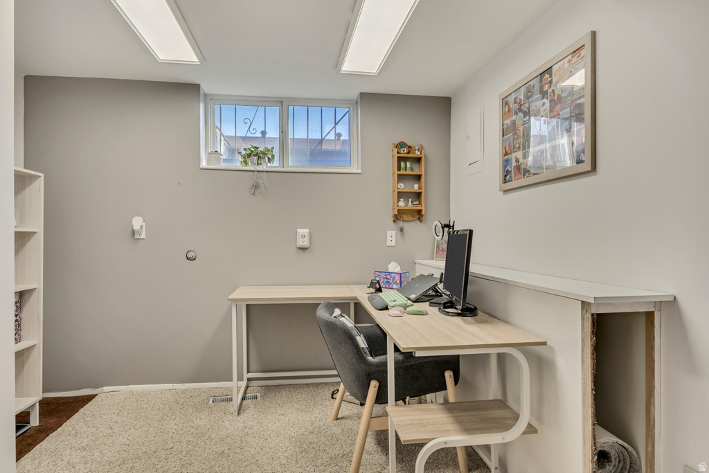 8331 S MONROE ST Midvale, UT 84047